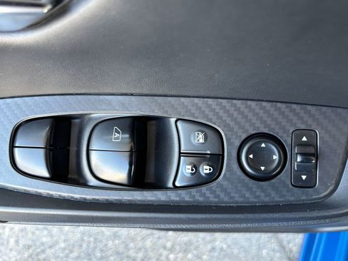 Used 2023 Nissan Sentra SV FWD image 24