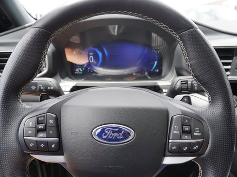 Used 2020 Ford Explorer ST w/ Premium Technology Package AWD/4WD image 27