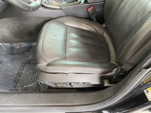 Used 2015 Buick Regal Premium w/ Experience Buick Package FWD image 13