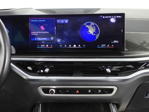 Used 2024 BMW X7 M60i w/ M Sport Professional Package image 26