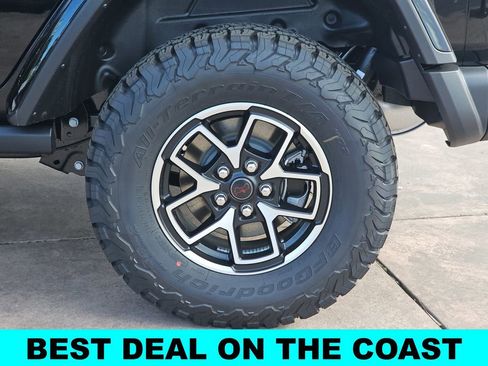 New 2026 Jeep Wrangler Unlimited Rubicon w/ Steel Bumper Group image 35