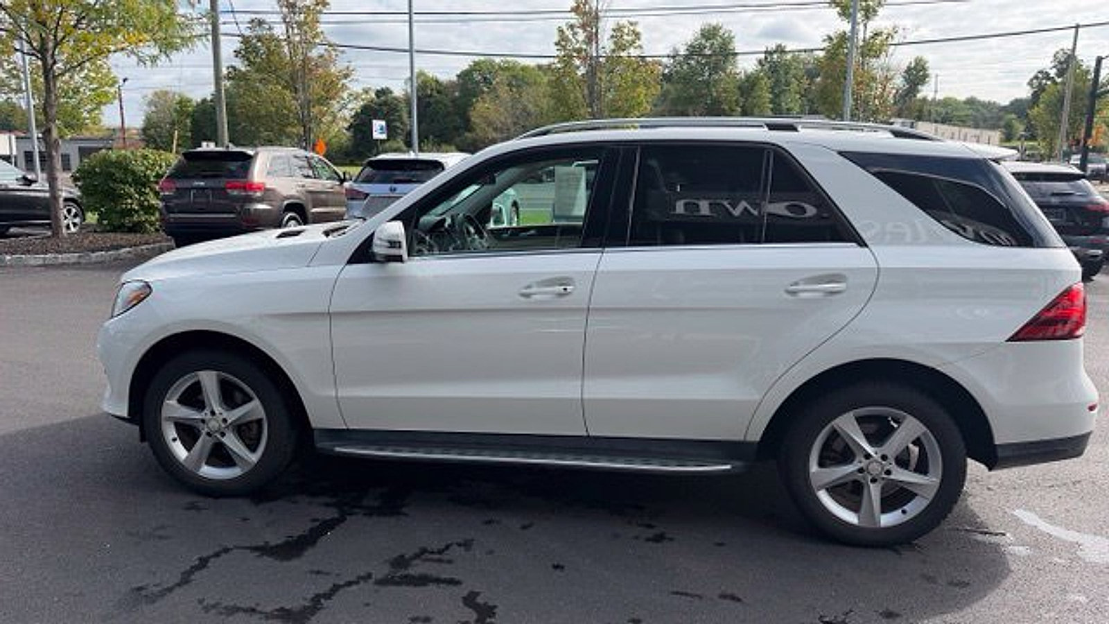 Certified 2016 Mercedes-Benz GLE 350 4MATIC image 4