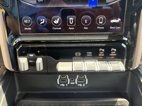 Used 2021 RAM 3500 Laramie AWD/4WD image 20