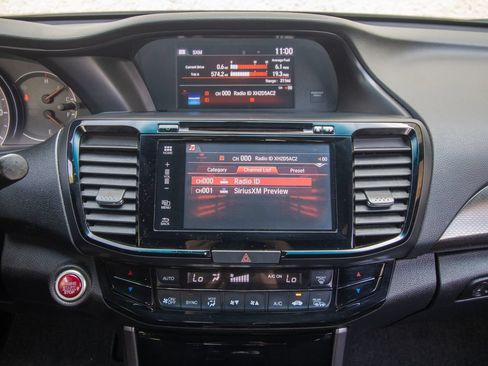 Used 2017 Honda Accord EX image 23