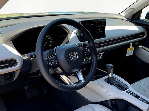 New 2026 Honda HR-V EX-L image 8