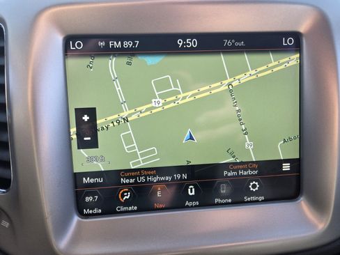 Used 2021 Jeep Compass Latitude image 22