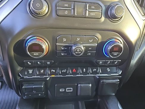 Used 2020 Chevrolet Silverado 3500 LTZ w/ LTZ Premium Package image 41