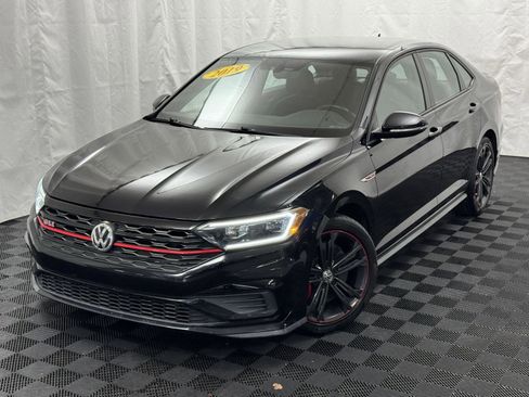 Used 2019 Volkswagen Jetta GLI image 4