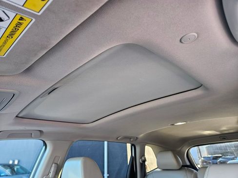 Used 2024 Honda CR-V EX-L image 16