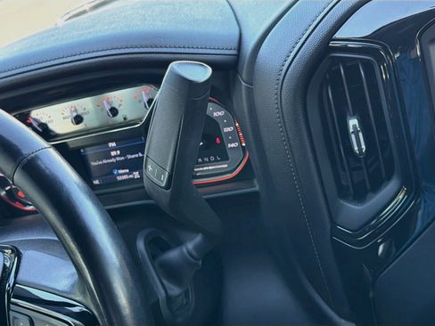 Used 2021 GMC Sierra 1500 SLT w/ SLT Premium Plus Package AWD/4WD image 17