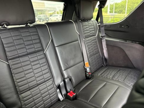 Used 2024 Cadillac Escalade V AWD/4WD image 8