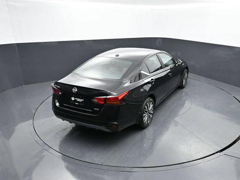 New 2026 Nissan Altima 2.5 SV AWD/4WD image 18