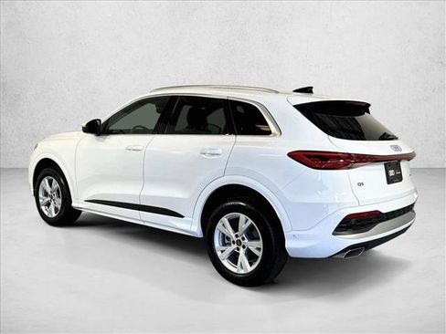Used 2025 Audi Q5 Premium AWD/4WD image 7