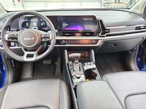 Used 2025 Kia Sportage EX FWD image 24