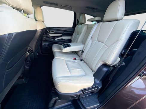 Used 2019 Subaru Ascent Limited w/ Popular Package #3 AWD/4WD image 23