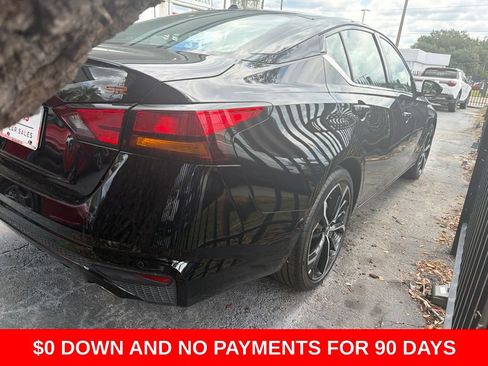 Used 2025 Nissan Altima 2.5 SR FWD image 5