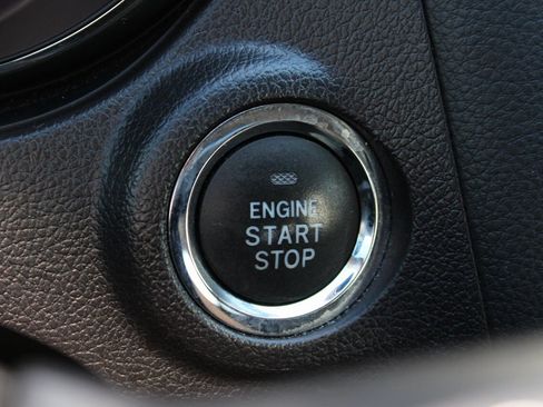 Used 2016 Subaru Outback 2.5i Limited image 24