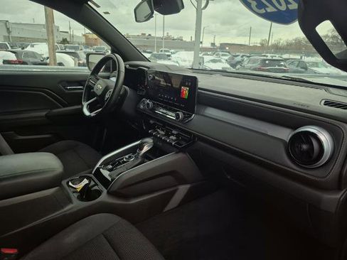 Used 2023 Chevrolet Colorado LT image 93