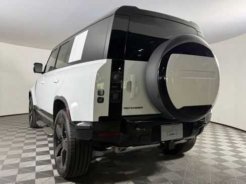 New 2026 Land Rover Defender 110 X-Dynamic SE AWD/4WD image 4