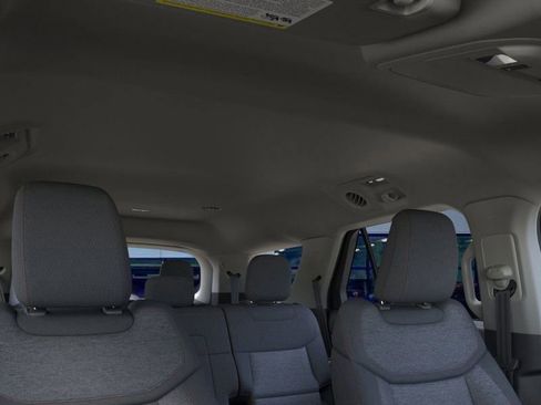 New 2026 Ford Explorer Active image 22