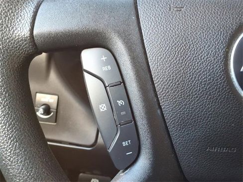 Used 2022 Chevrolet Express 2500 w/ Driver Convenience Package image 23