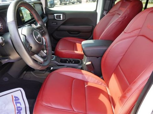 Used 2024 Jeep Wrangler Unlimited Rubicon 392 AWD/4WD image 18
