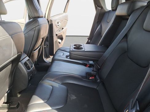 Certified 2022 Jeep Cherokee Trailhawk w/ Comfort/Convenience Group image 16