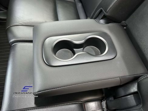 Used 2022 Honda Pilot EX-L image 12