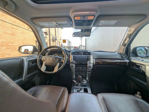 Used 2022 Toyota 4Runner Limited AWD/4WD image 12