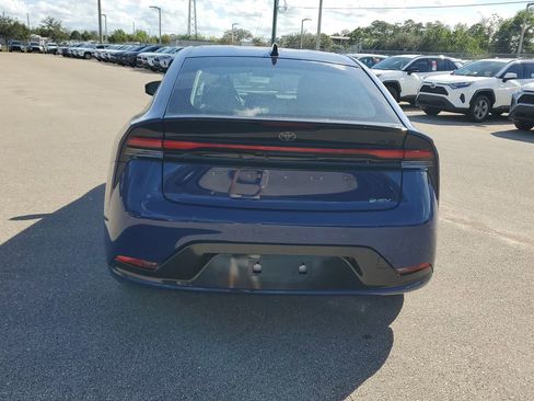 New 2026 Toyota Prius XLE image 6