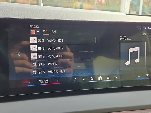 Certified 2025 BMW X3 xDrive30i w/ Convenience Package image 18