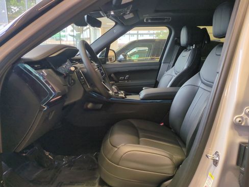 New 2026 Land Rover Range Rover Sport SE AWD/4WD image 15
