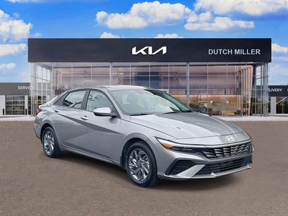 Used 2024 Hyundai Elantra Blue