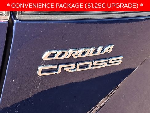 Used 2024 Toyota Corolla Cross XLE w/ Convenience Package AWD/4WD image 30