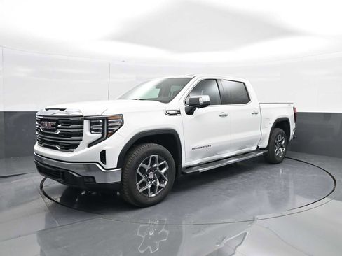 New 2026 GMC Sierra 1500 SLT w/ SLT Premium Package image 4