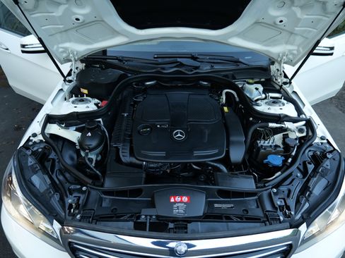 Used 2014 Mercedes-Benz E 350 4MATIC Wagon image 49