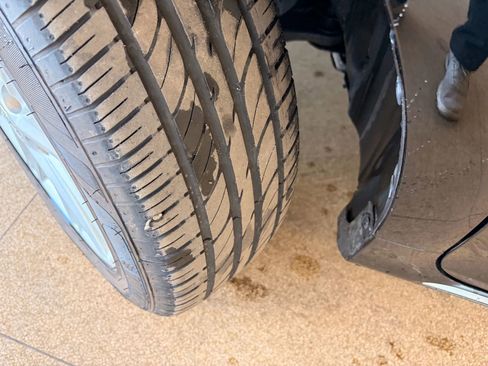 Used 2013 Toyota Camry XLE image 33