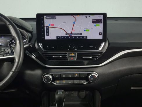 Used 2023 Nissan Altima 2.5 SR w/ SR Premium Package FWD image 25
