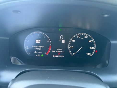 Used 2024 Honda HR-V LX image 5