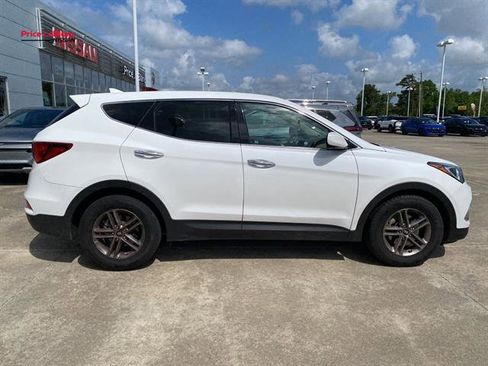 Used 2017 Hyundai Santa Fe Sport image 4