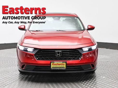 Used 2023 Honda Accord EX image 2