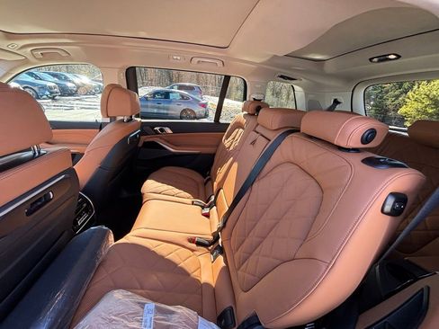 New 2026 BMW X7 xDrive40i image 13