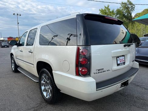 Used 2013 GMC Yukon XL Denali image 5
