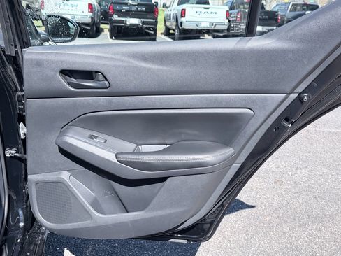 Used 2024 Nissan Altima 2.5 SV image 29