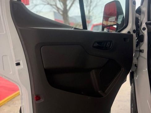 Used 2025 Ford Transit 250 148 Medium Roof RWD image 13