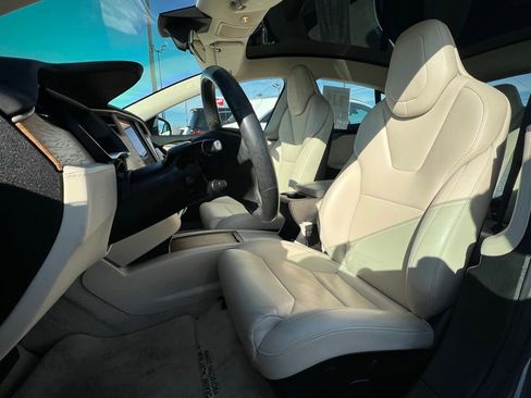 Used 2018 Tesla Model S 100D image 17