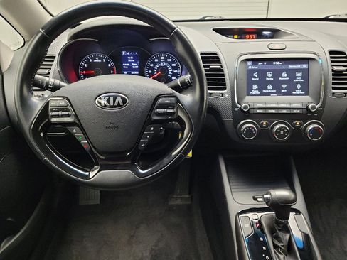 Used 2018 Kia Forte S FWD image 22