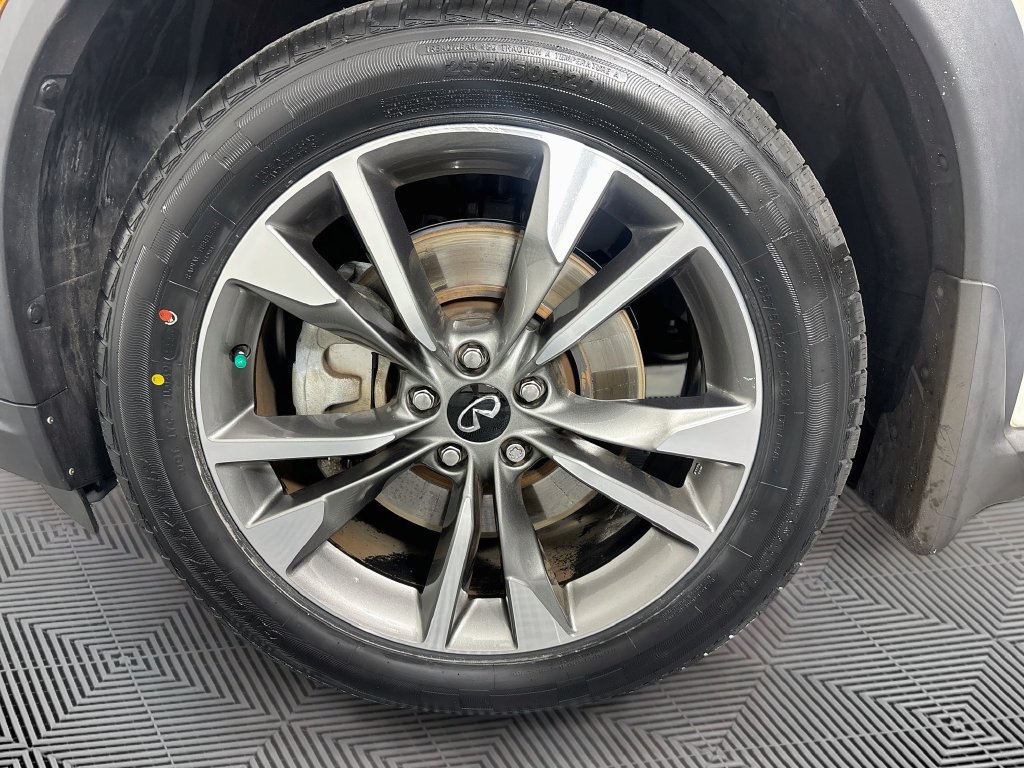 Used 2023 INFINITI QX60 Luxe w/ Cargo Package FWD image 33