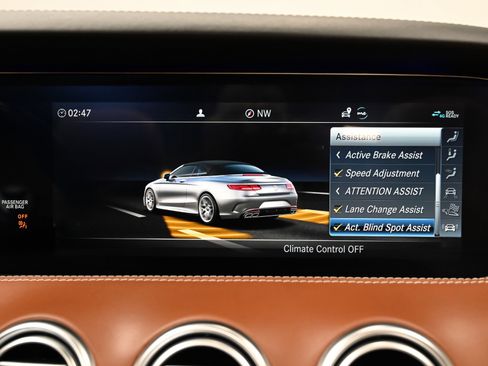 Used 2019 Mercedes-Benz S 63 AMG 4MATIC Cabriolet w/ Driver Assistance Package image 12