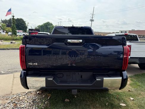 Used 2023 Toyota Tundra Limited AWD/4WD image 4